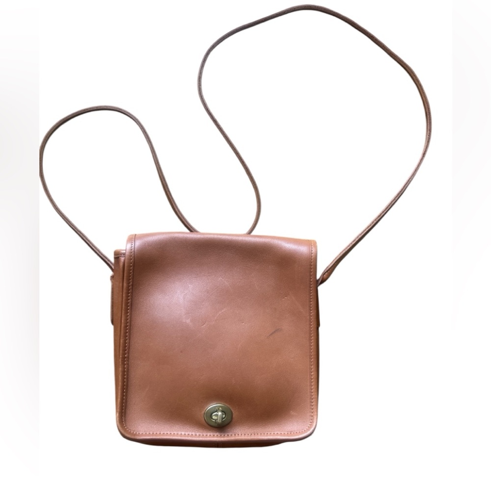 Coach vintage Classic Brown Leather Crossbody purse Bag